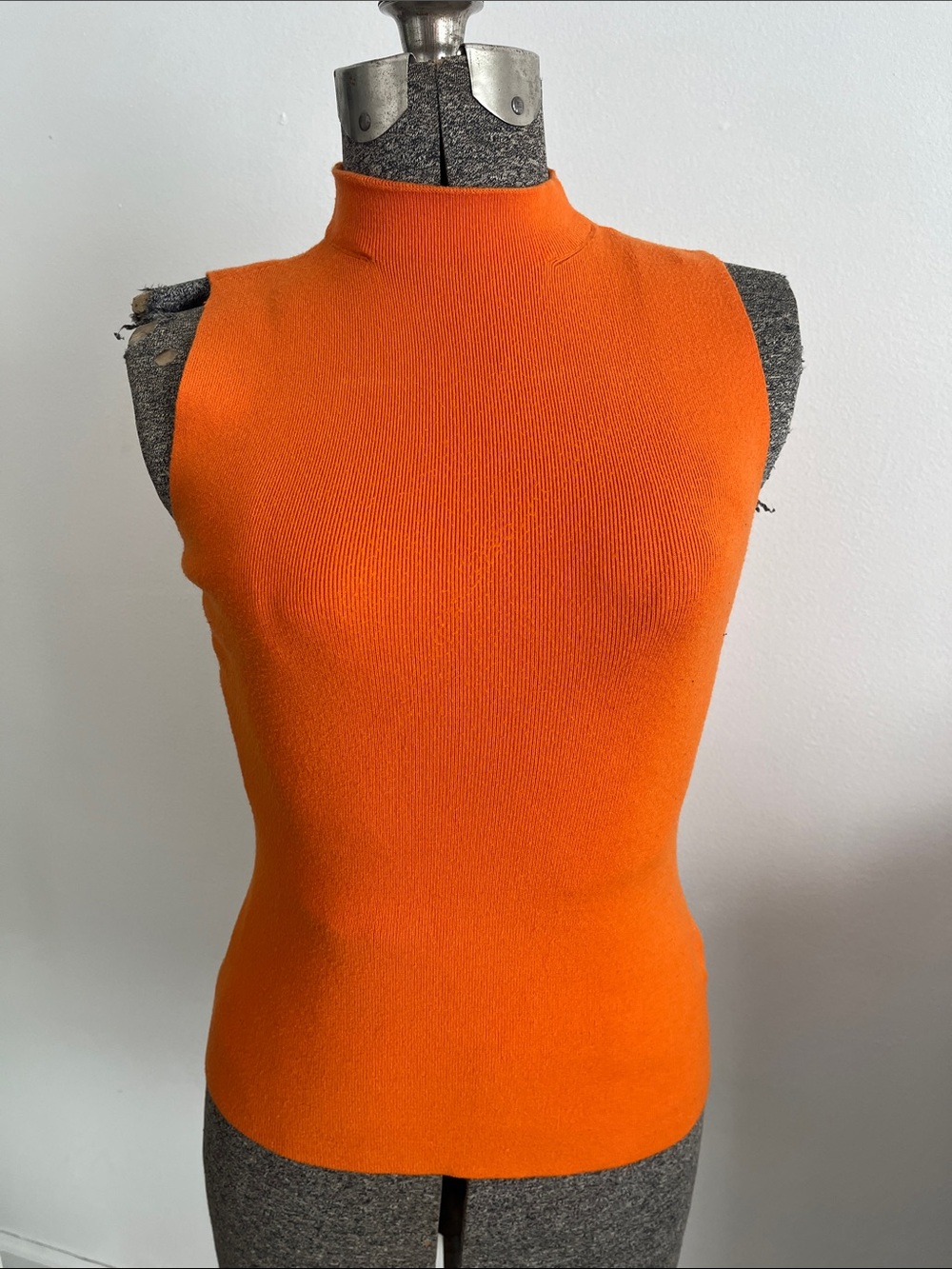 Express Sleeveless Mock Neck Tank Top - Bright Orange